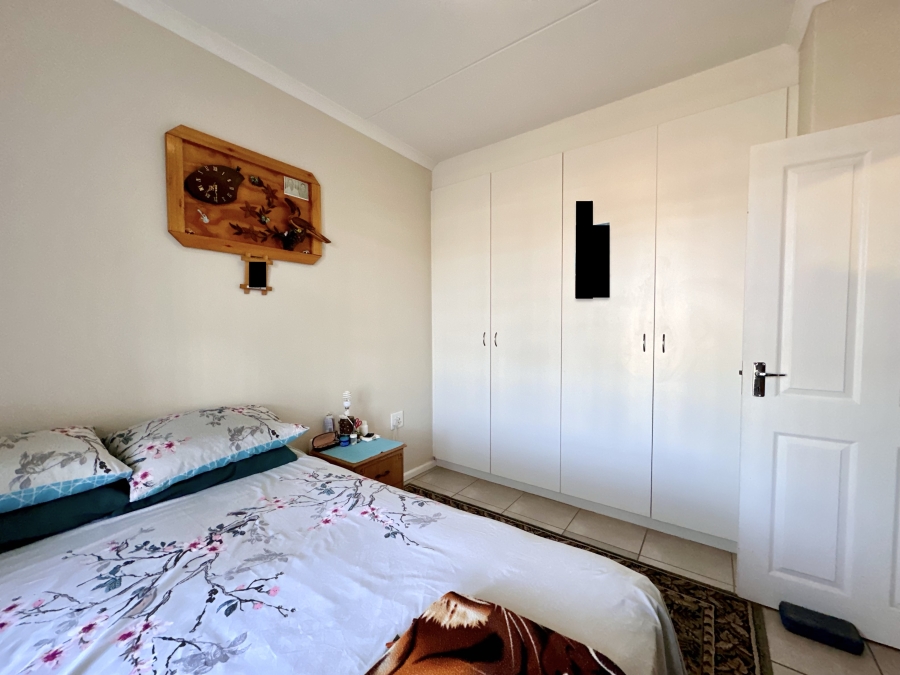 2 Bedroom Property for Sale in Buh Rein Estate Western Cape